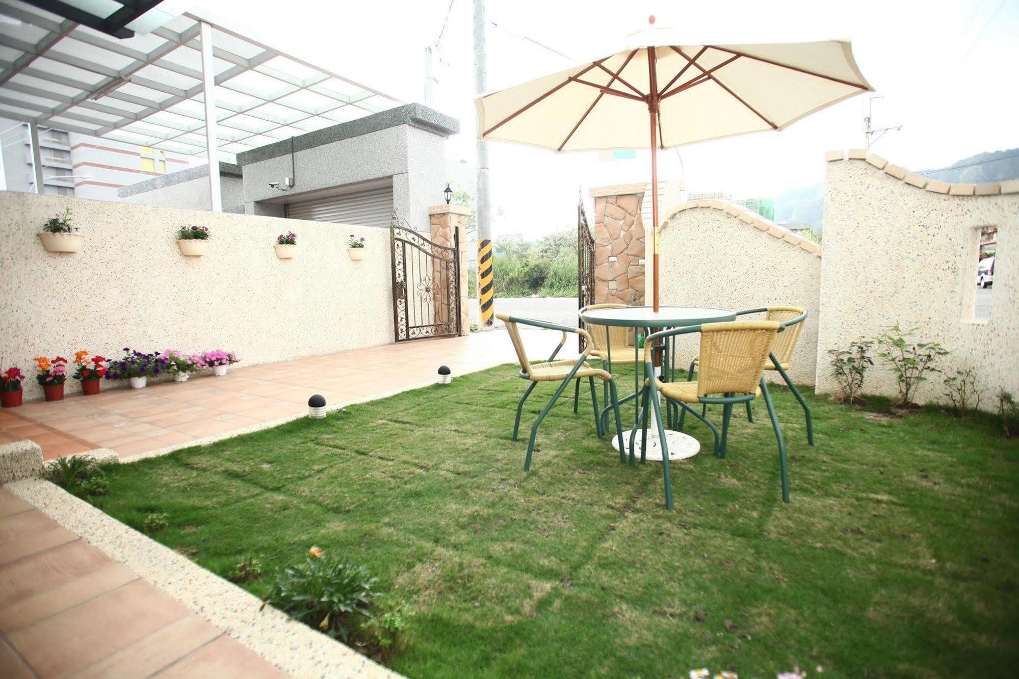Blue Cotton Candy B&B Taitung Bagian luar foto
